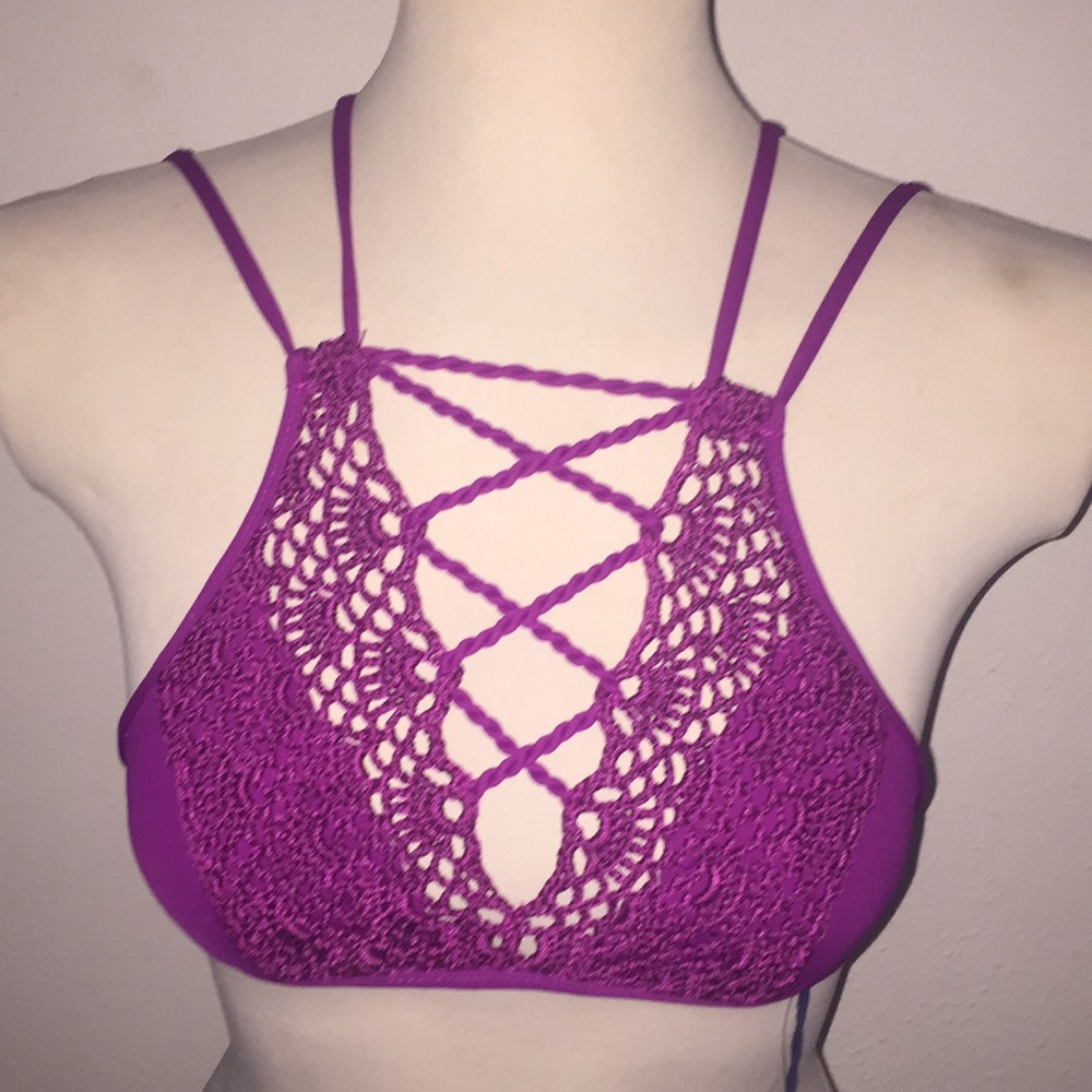 NWT Isabella Rose magenta knit bikini top size S - Picture 2 of 8